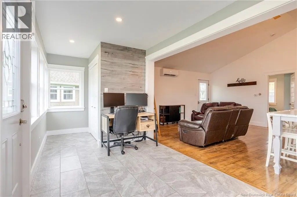 32 Chanis Lane