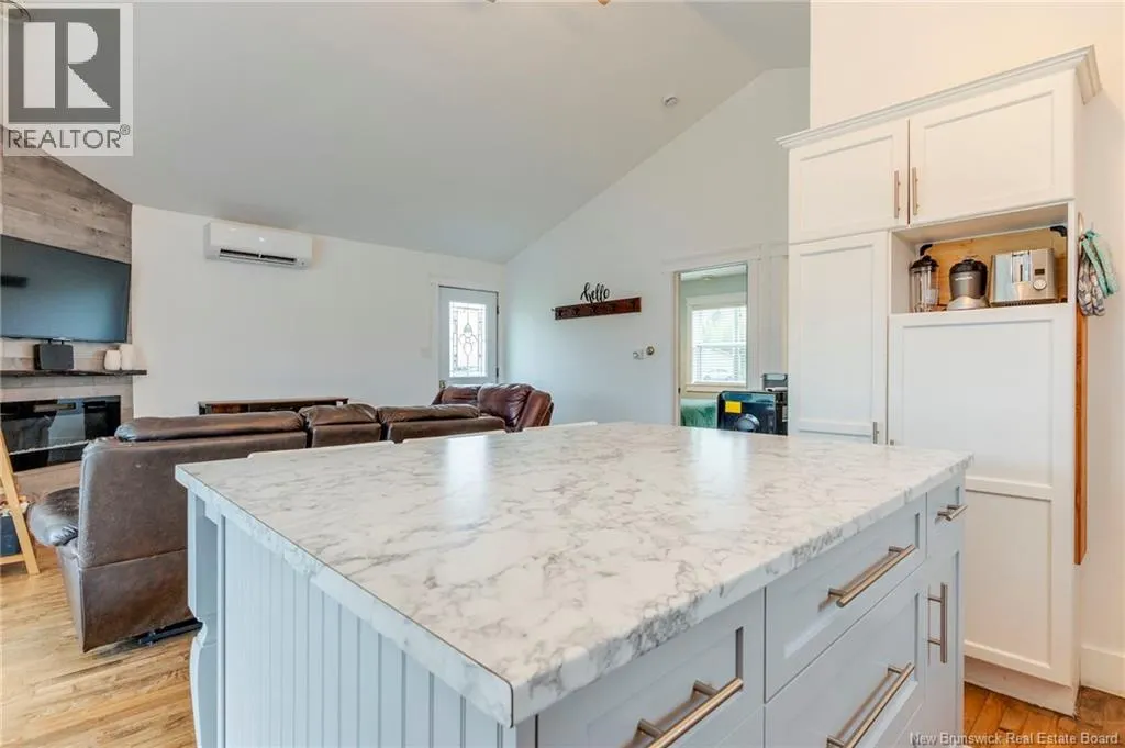 32 Chanis Lane
