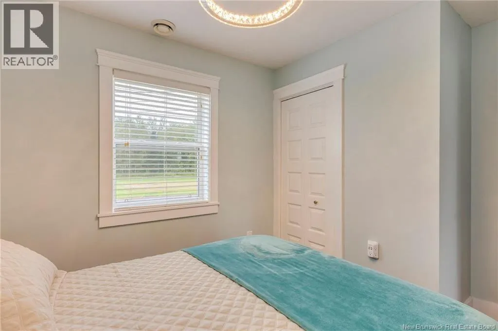 32 Chanis Lane