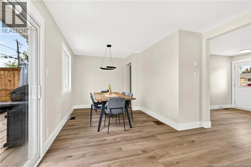 10 Kingsway Crescent