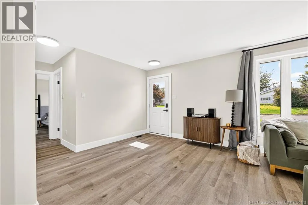 10 Kingsway Crescent