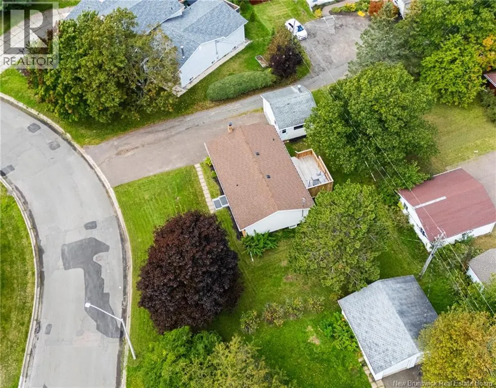 10 Kingsway Crescent