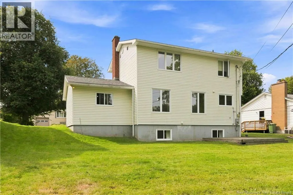 459 Mansfield Street