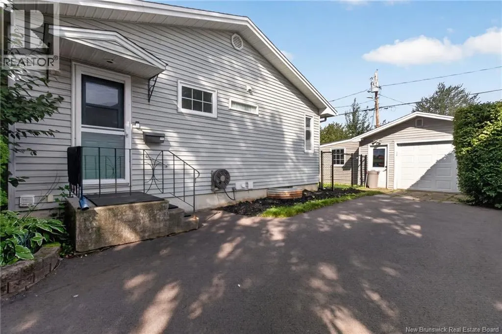 51 Weyburn