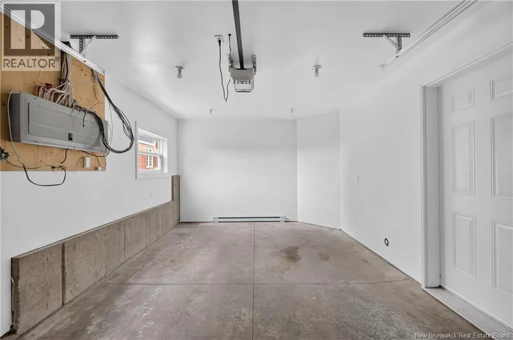 1528 Lincoln Road