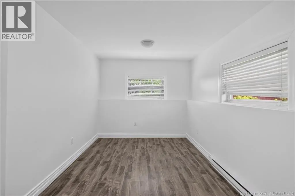 1528 Lincoln Road