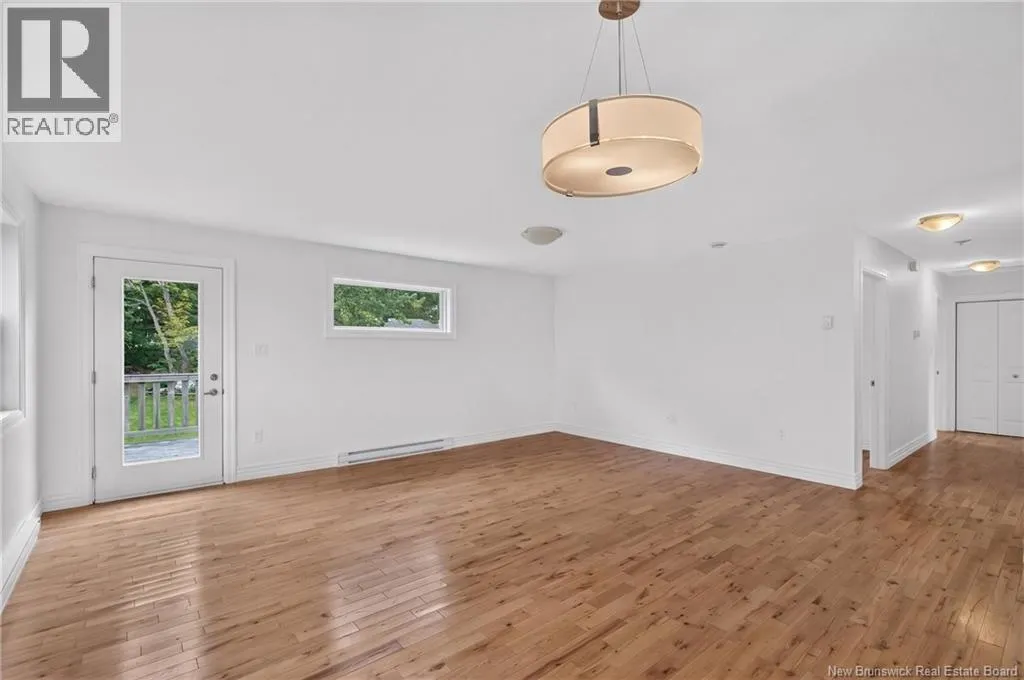 1528 Lincoln Road