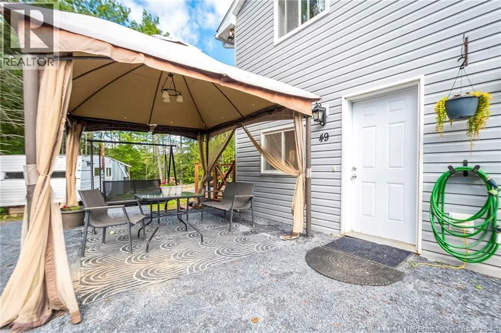 49 Fox Hill Road