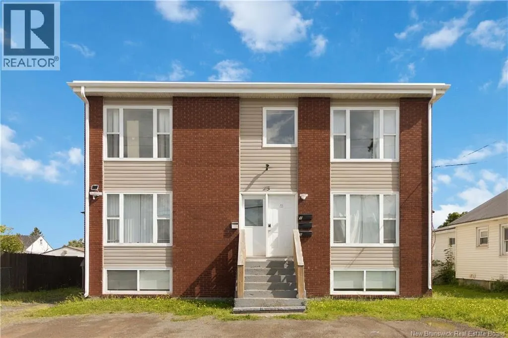 25 Terris Avenue