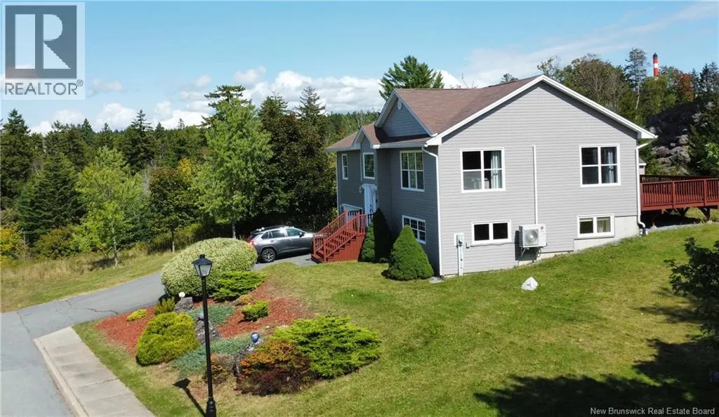 90 Tudor Lane