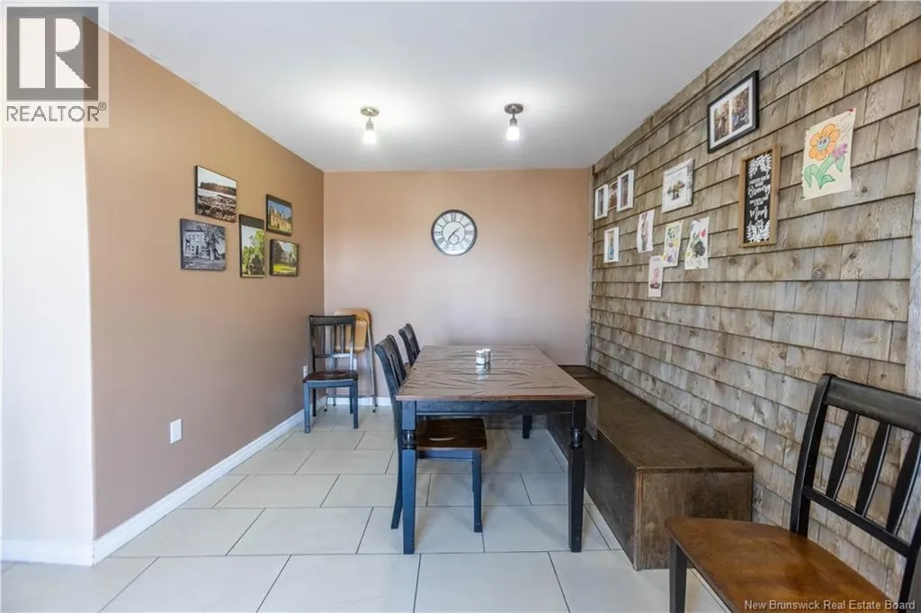 1 Woodlawn Road