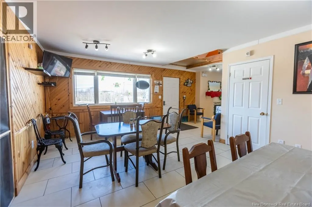 1 Woodlawn Road