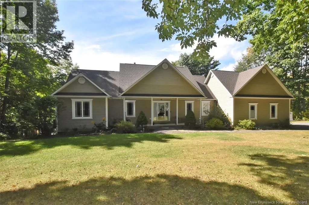 48 Lee Drive