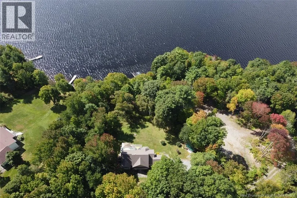 48 Lee Drive