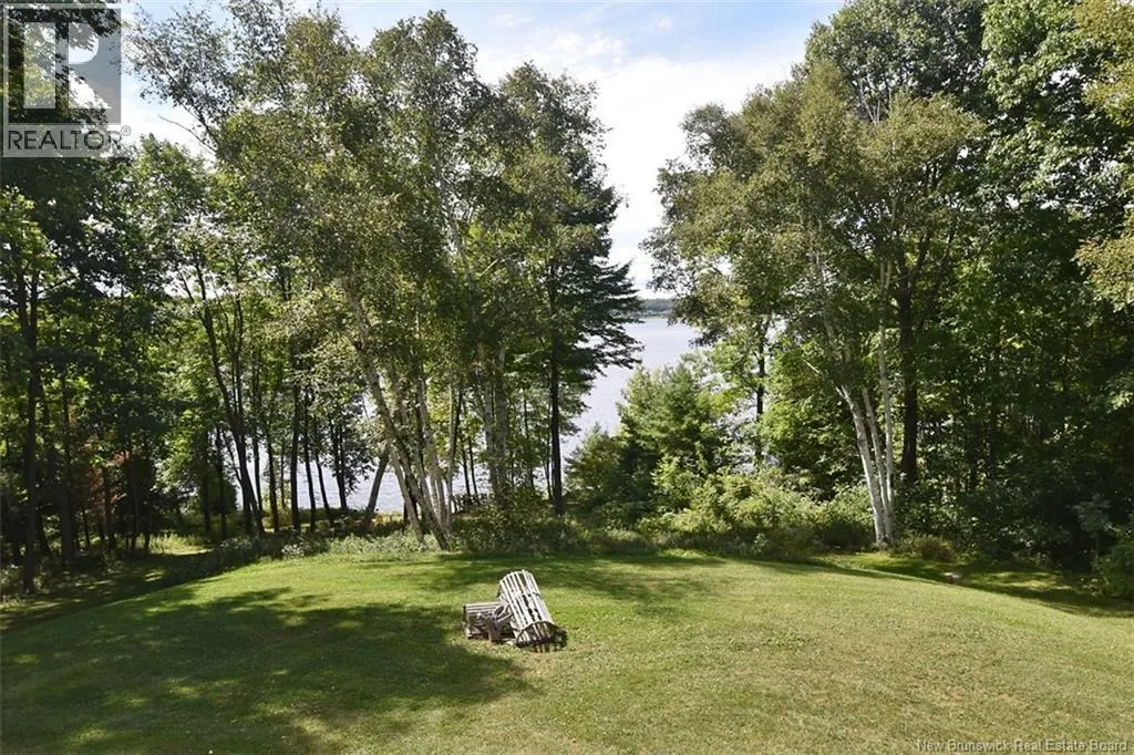 48 Lee Drive