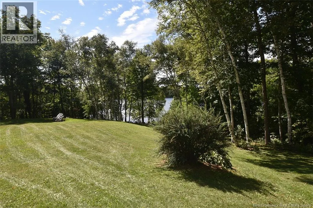 48 Lee Drive
