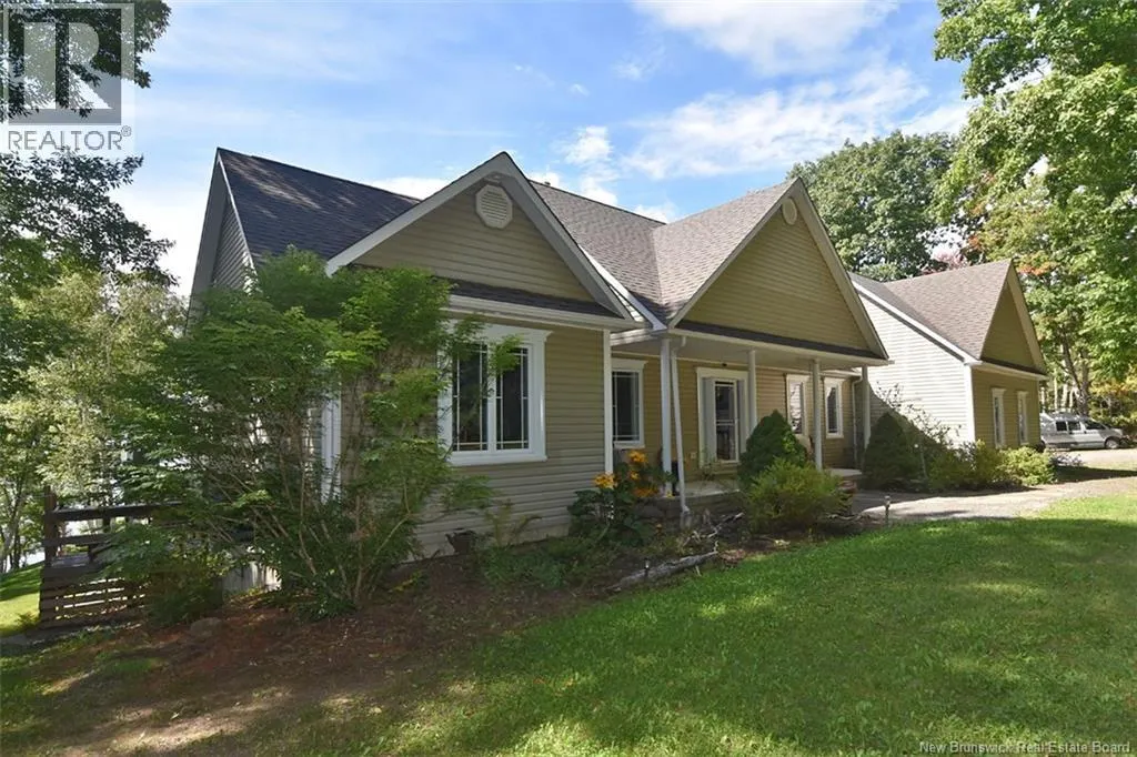 48 Lee Drive