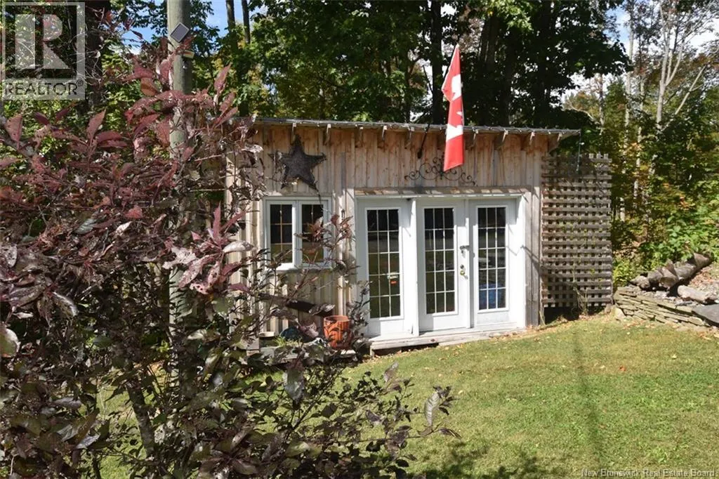 48 Lee Drive