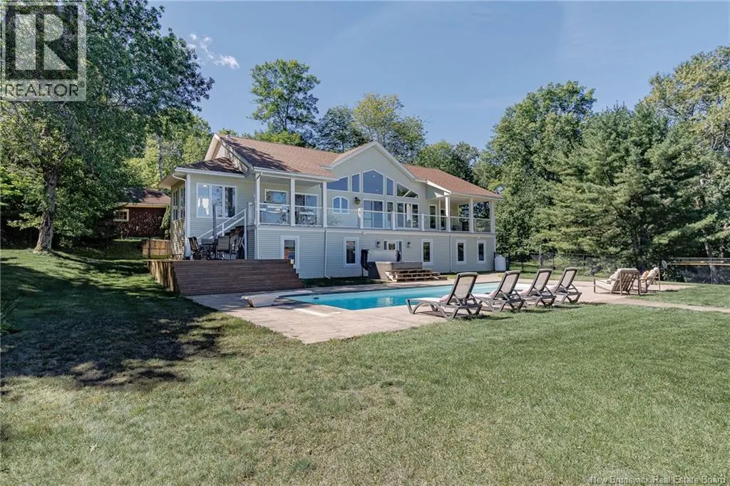 200 Inglewood Drive