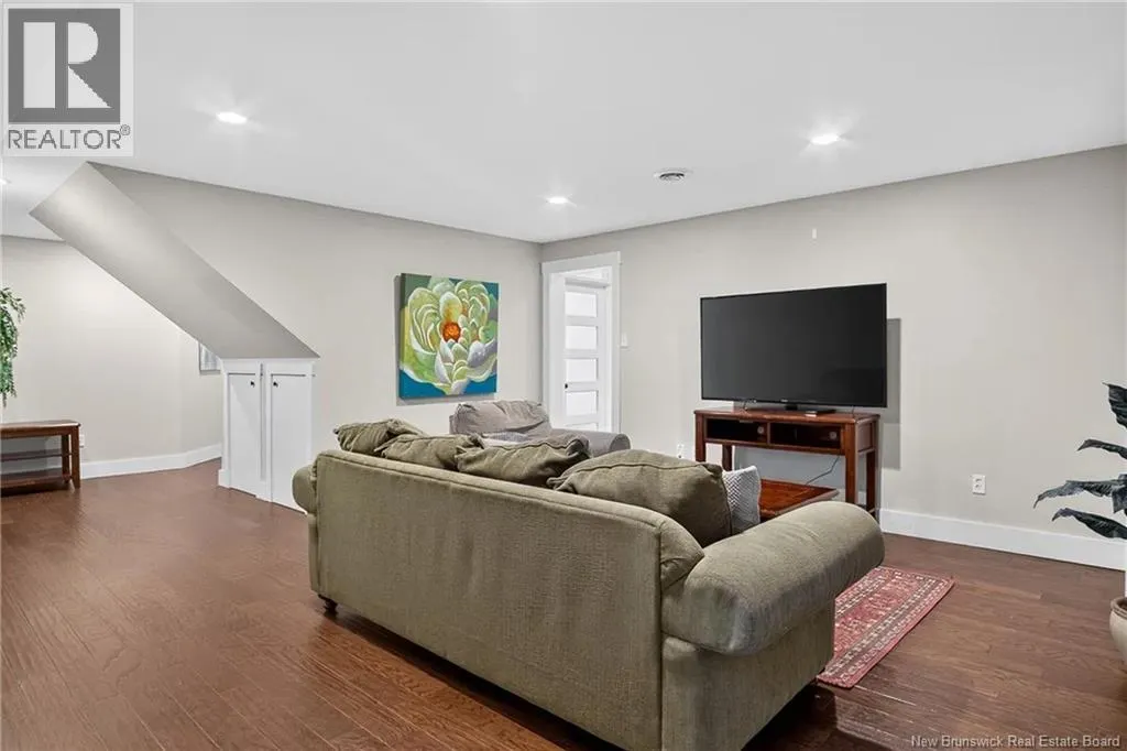 200 Inglewood Drive
