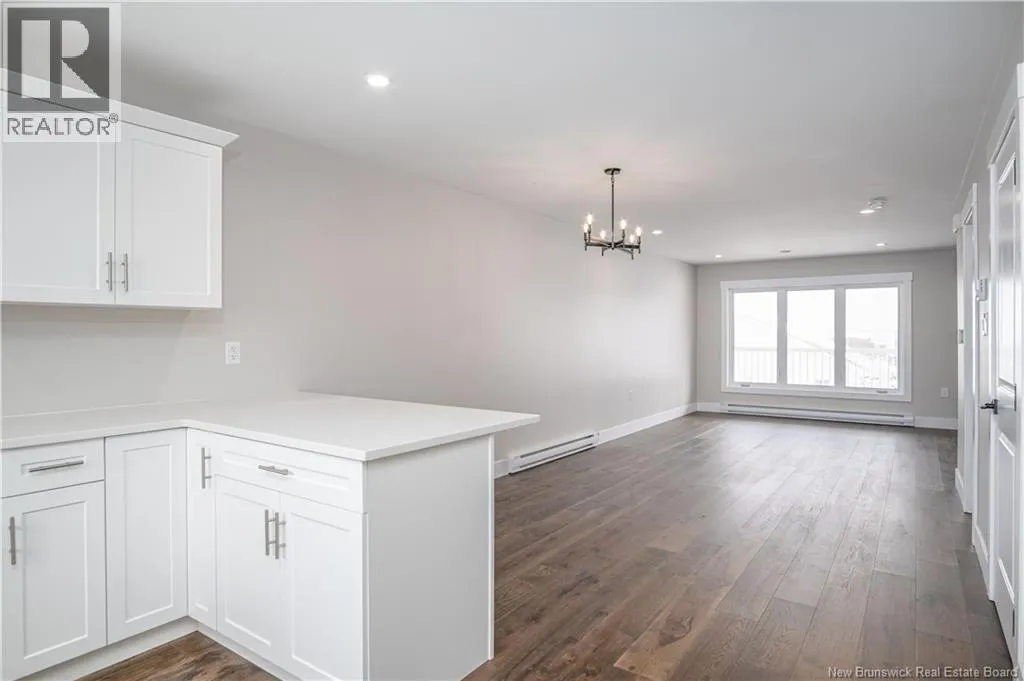 6 Rockingstone Drive