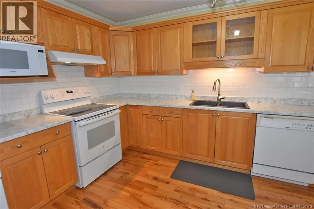 185 Reynolds Street Unit# 16
