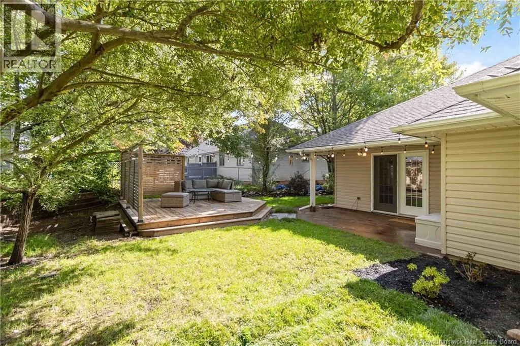 161 Morewood Crescent