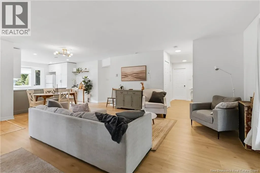 161 Morewood Crescent