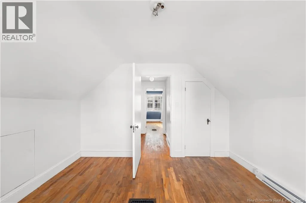 44 Sherrard Avenue