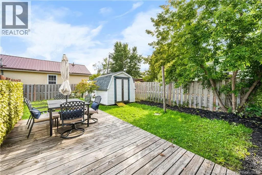 44 Sherrard Avenue