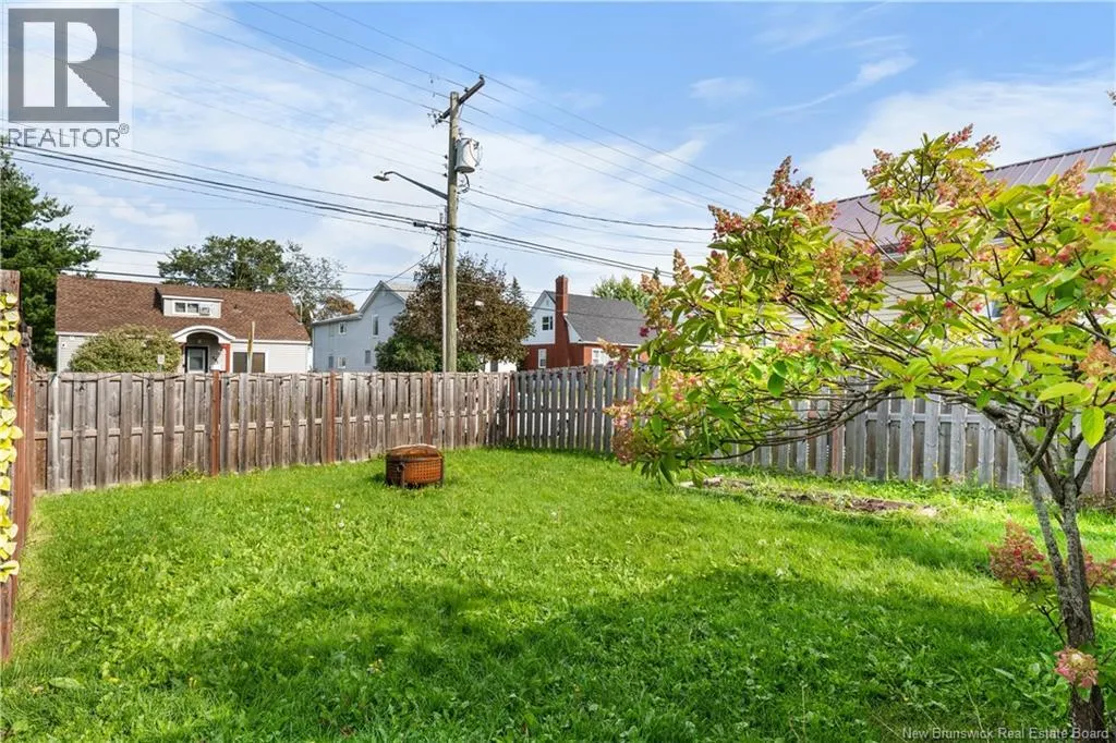 44 Sherrard Avenue