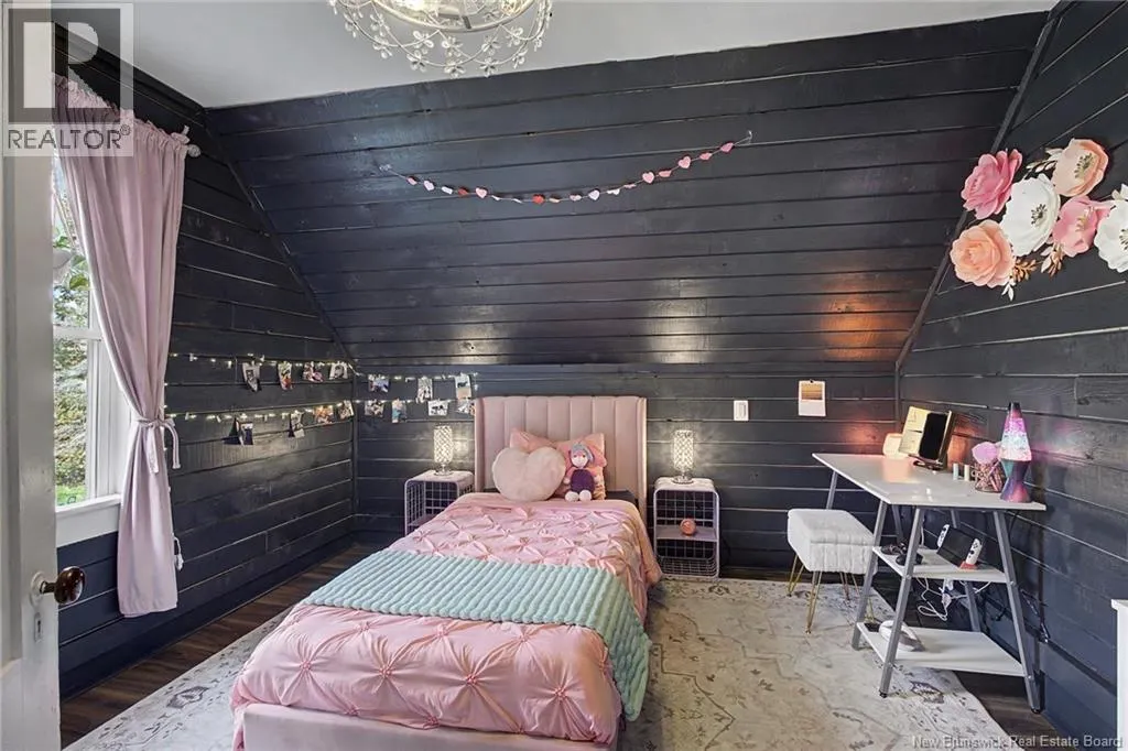 1172 Route 605