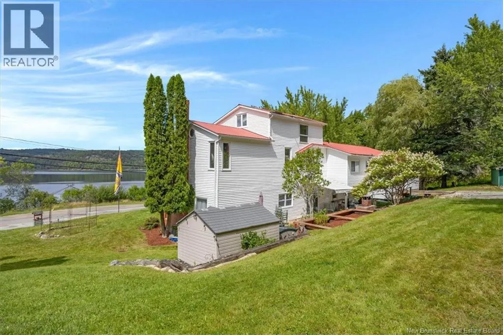 504 Gondola Point Road