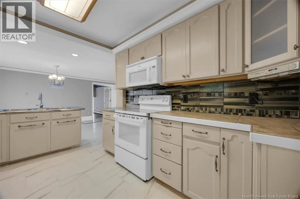 504 Gondola Point Road