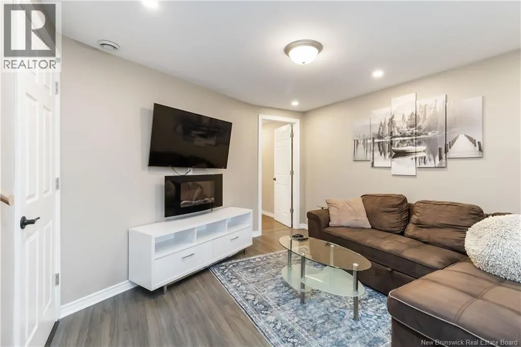 44 Lancefield Crescent
