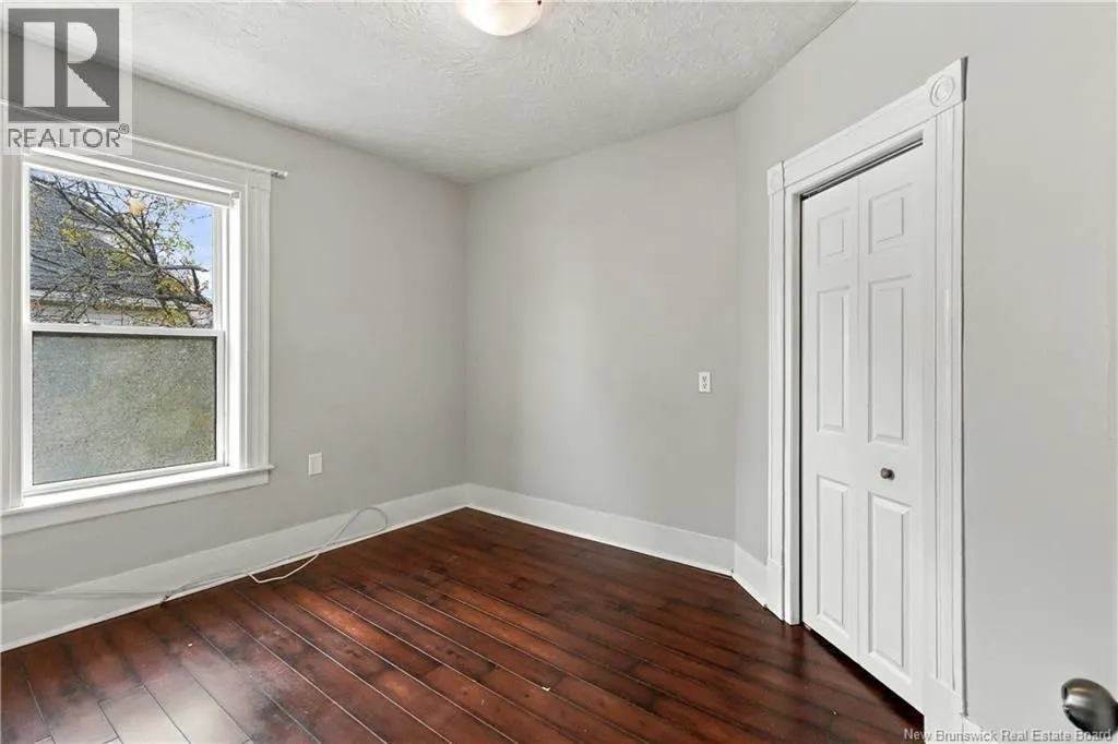 142 Dufferin