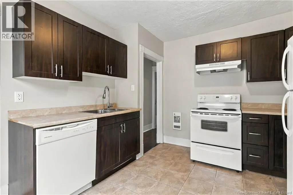 142 Dufferin