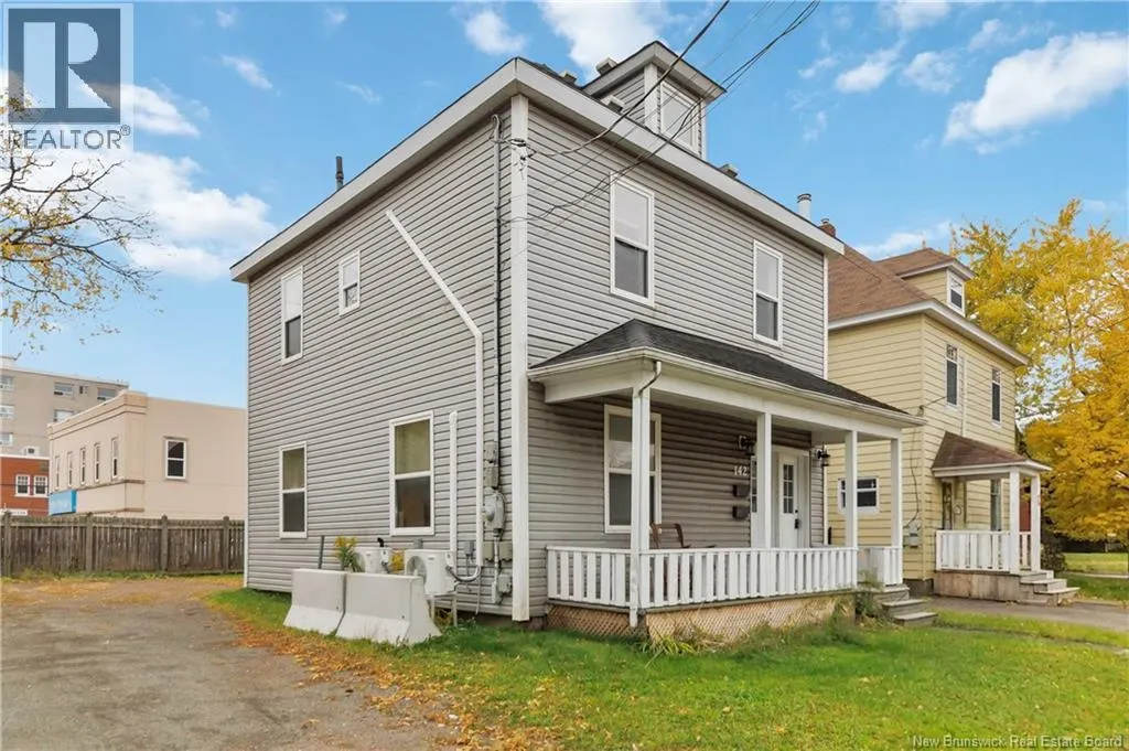 142 Dufferin