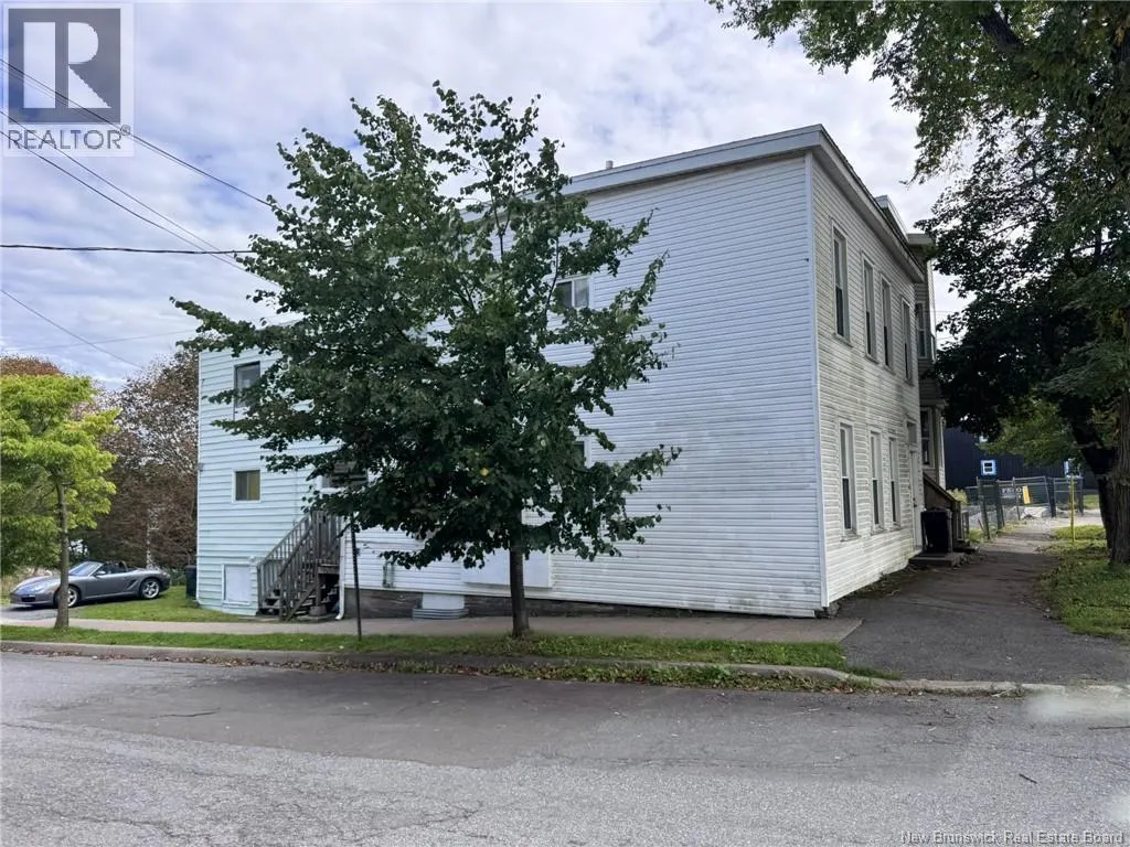 105 Victoria Street
