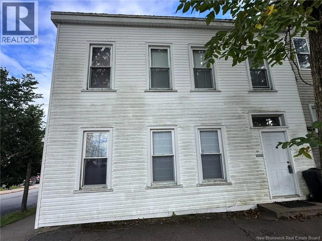 105 Victoria Street