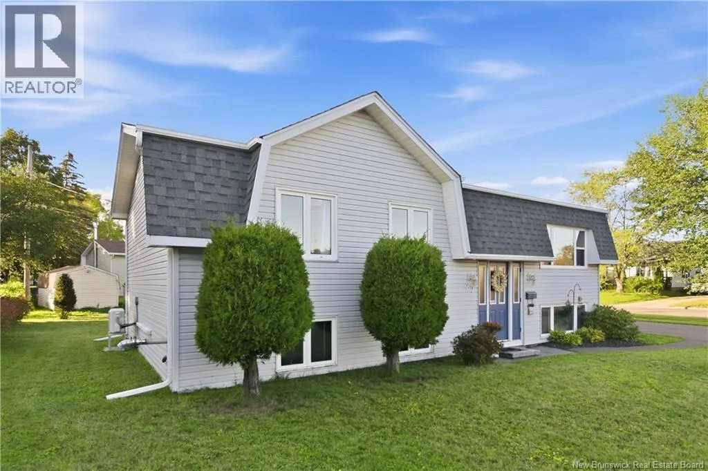 27 Pasadena Drive