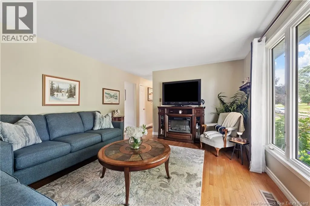 20 Dolphin Drive