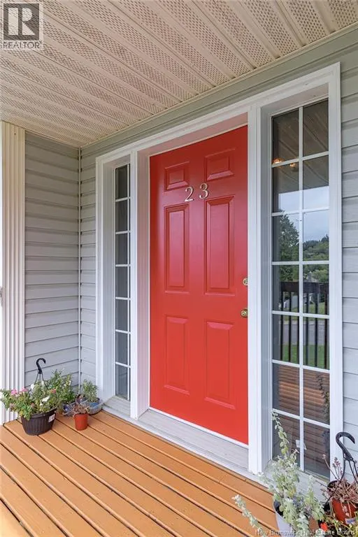 23 Lentook Avenue