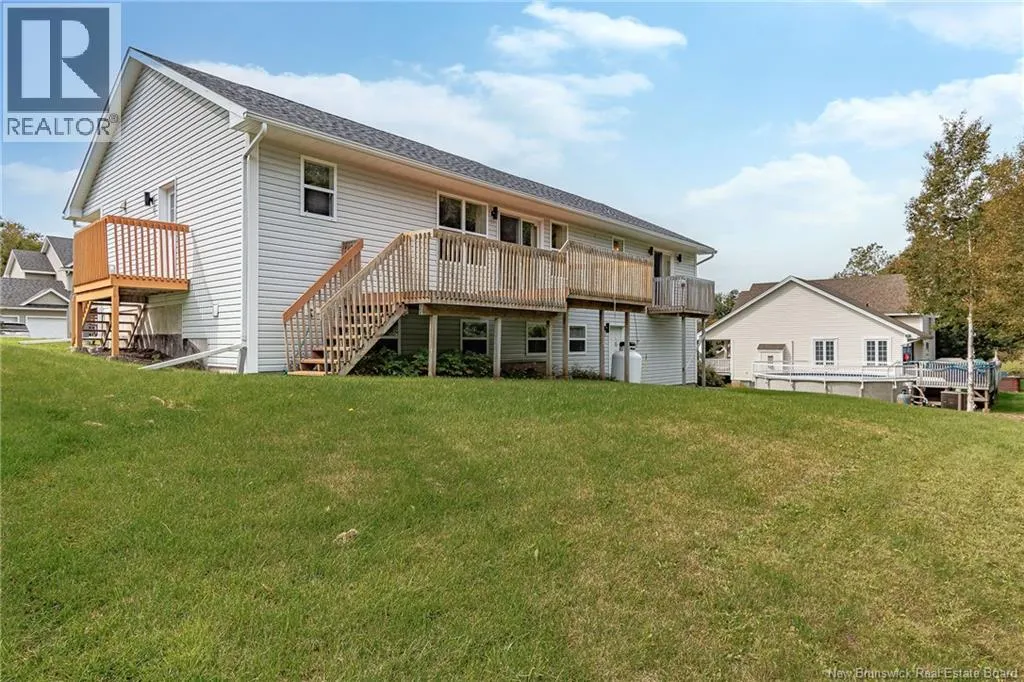 23 Lentook Avenue