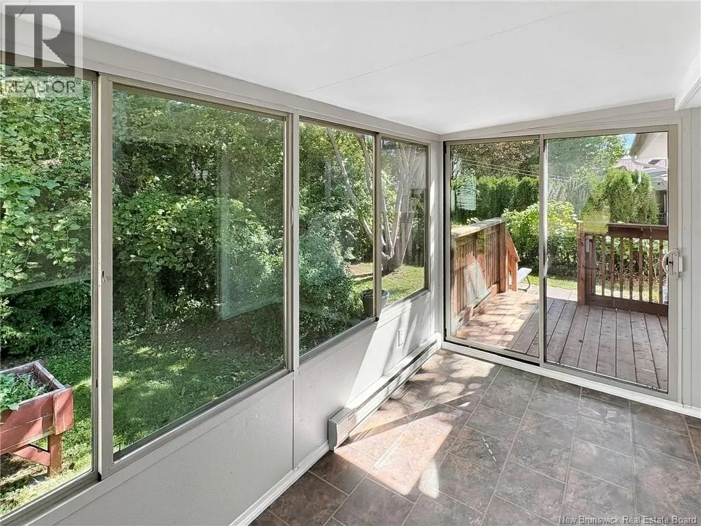 85 Mount Royal Boulevard