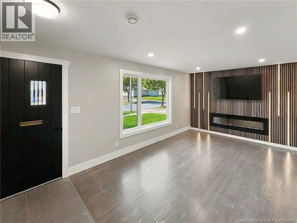 85 Mount Royal Boulevard