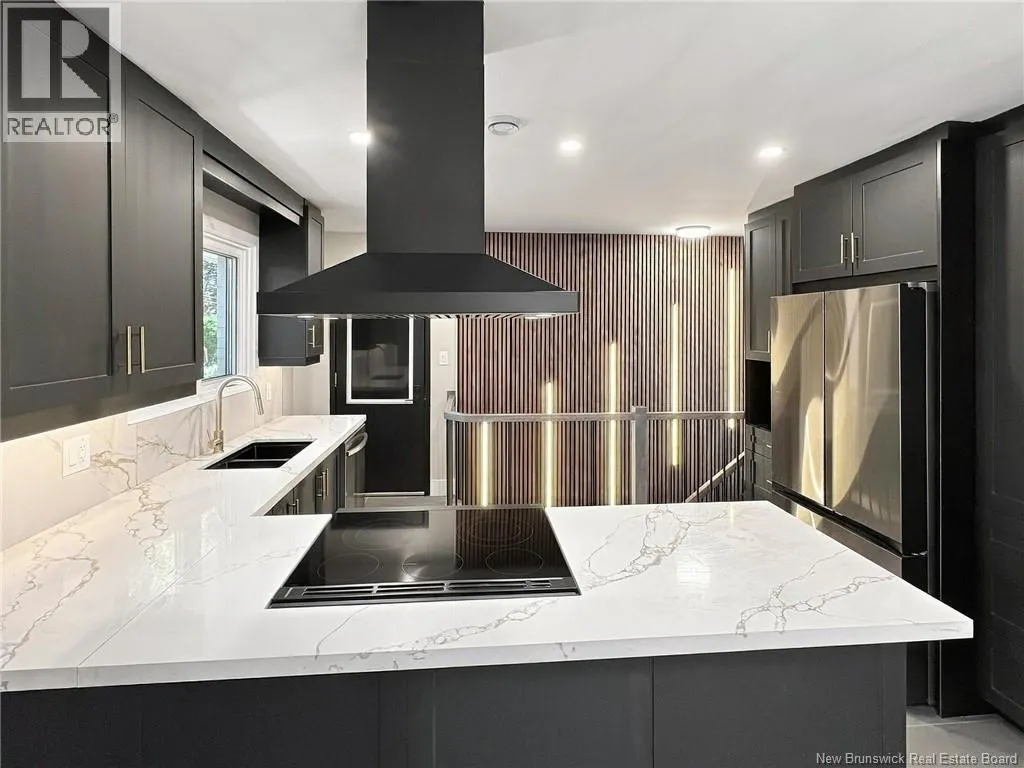 85 Mount Royal Boulevard