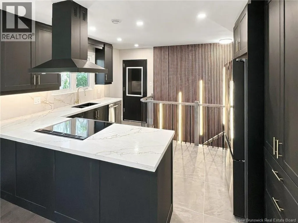85 Mount Royal Boulevard