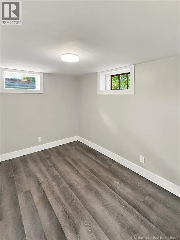 85 Mount Royal Boulevard