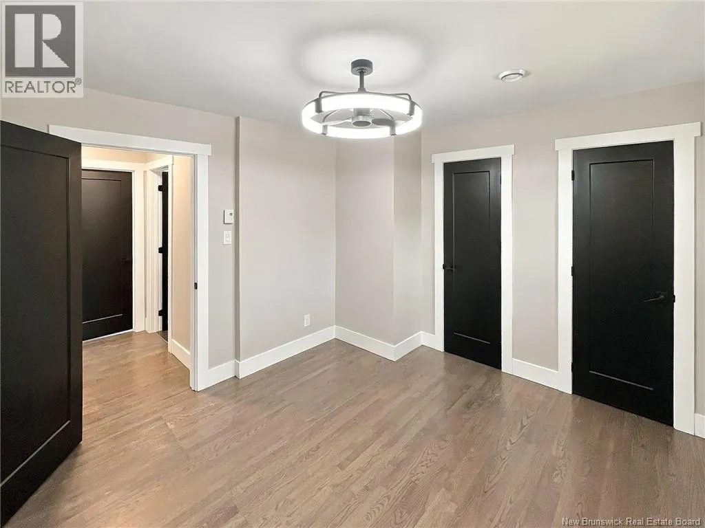 85 Mount Royal Boulevard